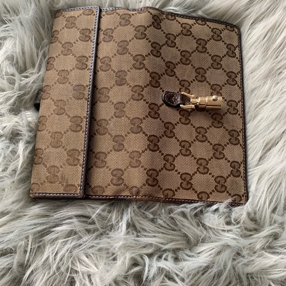 💯  authentic Gucci wallet **  sold ** - Picture 5 of 5